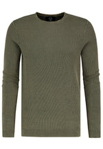 Lade das Bild in den Galerie-Viewer, Pad&amp;Pen | PPJONAS Feinstrickpullover | Cypress green
