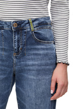 Lade das Bild in den Galerie-Viewer, Cartoon | Jeans mit weitem Bein  | 8620 Dark Blue Denim
