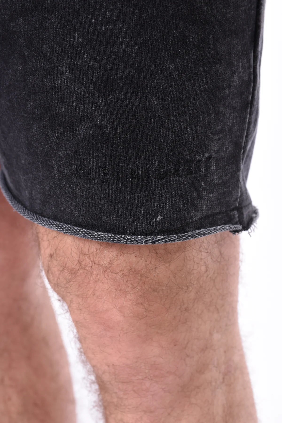 Kleinigkeit | Shorts "Leonardo di Kaputtio" | 020 black