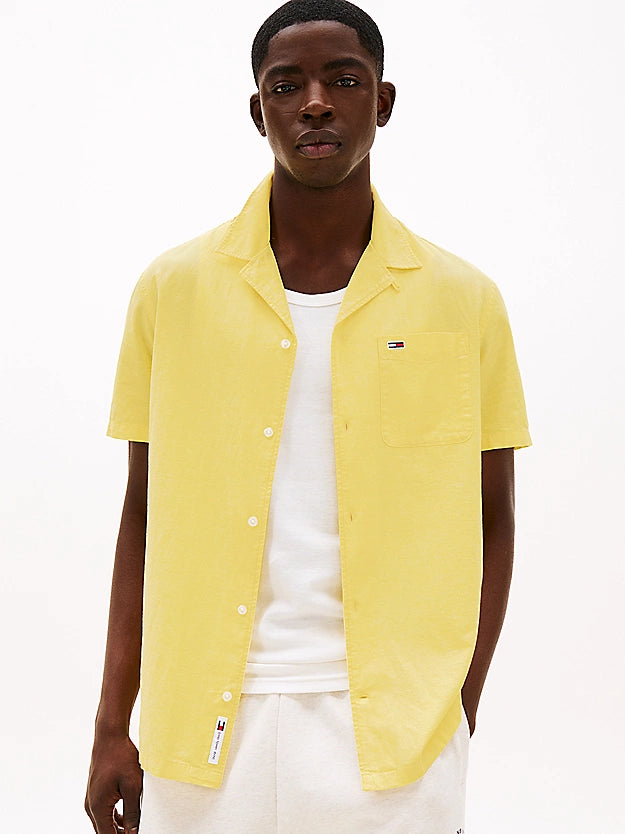 Tommy Jeans | Regular Fit Kurzarm-Hemd aus Leinenmix | ZGP YellDahlia