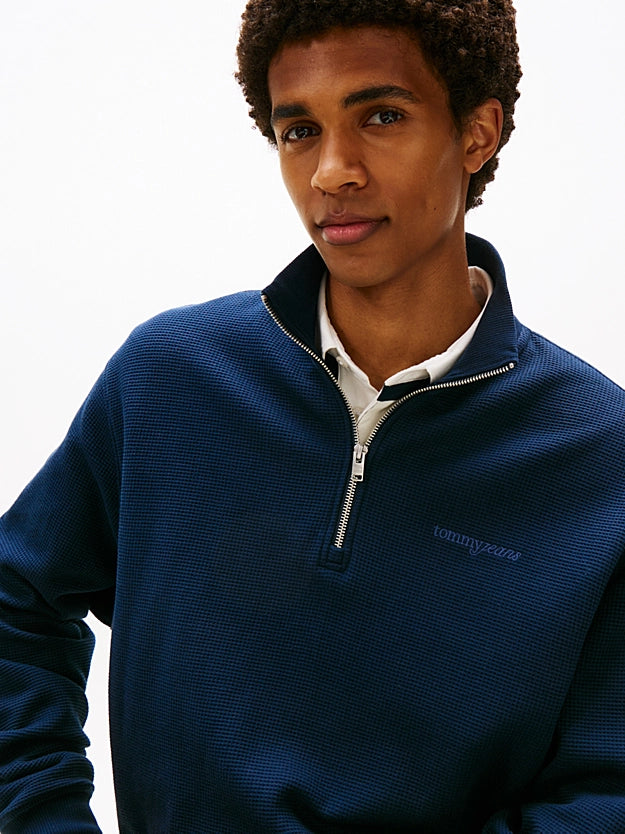 Tommy Jeans | Relaxed Fit Pullover mit Waffelstrick | C1G Night navy