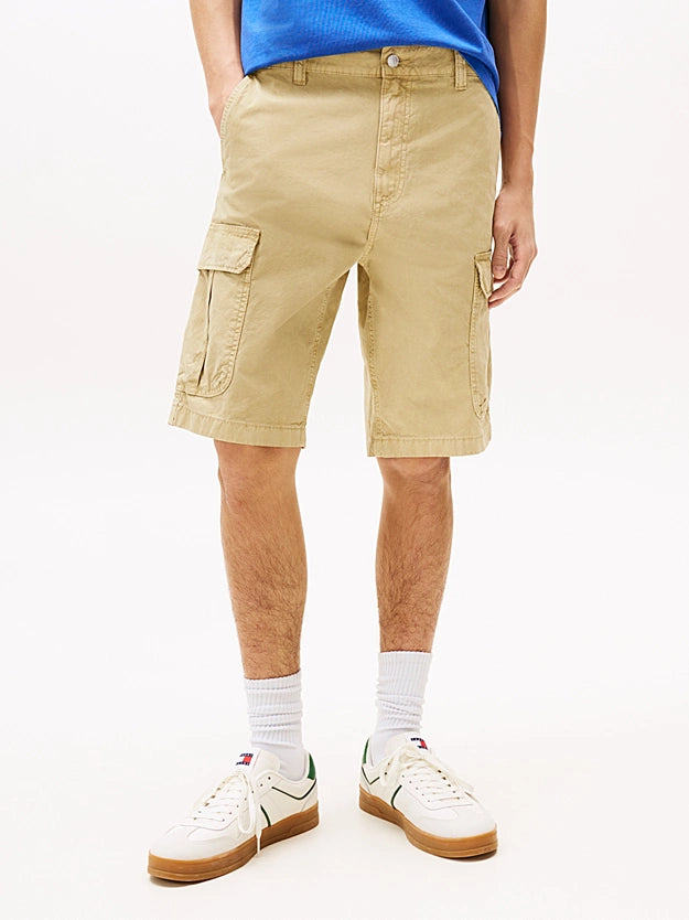 Tommy Jeans | Otis Straight Leg Fit Cargo-Shorts | ACT Relic Tan