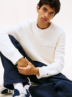 Lade das Bild in den Galerie-Viewer, Tommy Jeans | Grobstrick-Pullover mit Logo-Stickerei | YBH White
