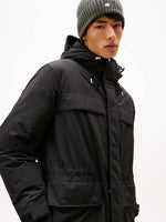 Lade das Bild in den Galerie-Viewer, Tommy Jeans | Wasserabweisender, wattierter Relaxed Fit Parka | BDS black
