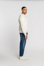 Lade das Bild in den Galerie-Viewer, Goldgarn | RHEINAU RELAXED CROPPED | 1090 Midblue
