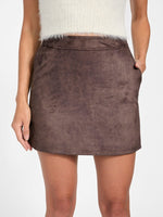 Lade das Bild in den Galerie-Viewer, Guess | CAMRYN SUEDE SKIRT | G1EB RE BROWN
