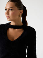 Lade das Bild in den Galerie-Viewer, Guess | Flauschiger Pullover | JBLK Jet Black
