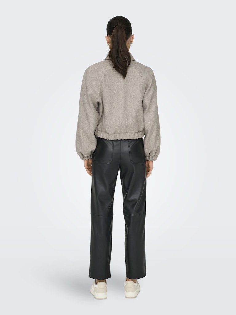 ONLY | NANCY - kurze Bomber Jacke | Simply taupe