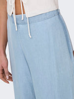 Lade das Bild in den Galerie-Viewer, Only | CHARIS Culotte | Light Blue hellused
