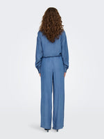 Lade das Bild in den Galerie-Viewer, Only | CHARIS Gerade geschnitten Hose | Medium Blue usedwashed
