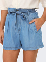 Lade das Bild in den Galerie-Viewer, Only | CHARIS Short Hohe Taille | Medium Blue usedwashed
