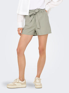 Only | CARO Normal geschnittene Short | Tea