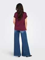 Lade das Bild in den Galerie-Viewer, ONLY | Moster O-Neck T-shirt | Burgundy
