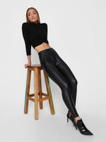 Lade das Bild in den Galerie-Viewer, Only | COOL Normal geschnitten Leggings | BLACK
