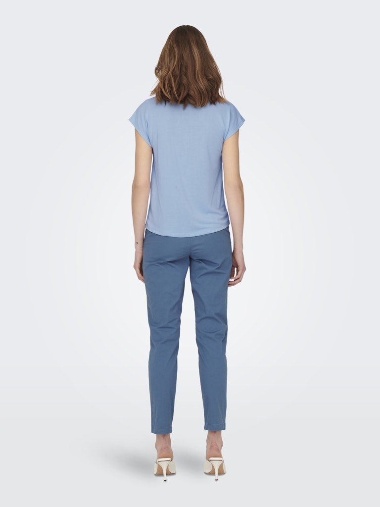ONLY |  Free V-Neck T-shirt | Cashmere blue