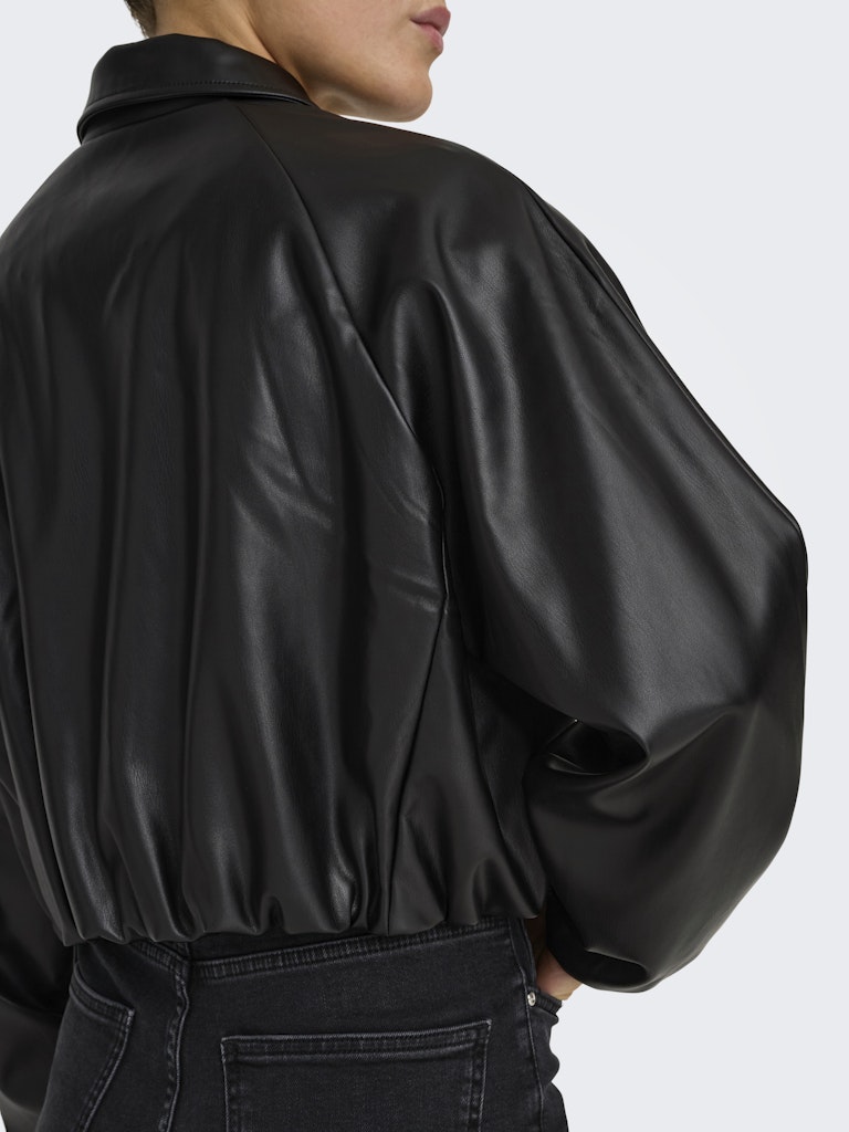 ONLY | SARAMY Leder Bomber Jacke | Black