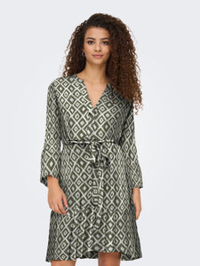 ONLY | CLEMENTINE Kurzes Kleid | Grapeleaf/pakja