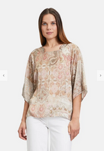 Lade das Bild in den Galerie-Viewer, Cartoon | Casual-Bluse mit Muster | 7865 Beige-Rose
