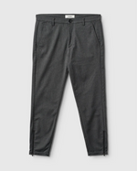 Lade das Bild in den Galerie-Viewer, GABBA | Pisa Domo Pants Regular | Dark Grey
