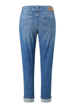 Lade das Bild in den Galerie-Viewer, Angels | Basic-Jeans Darleen Crop TU | 34758 light blue
