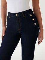 Lade das Bild in den Galerie-Viewer, Guess | New Faye Boot Cut Jeans | BE FINE

