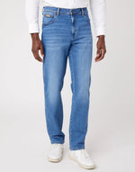 Lade das Bild in den Galerie-Viewer, Wrangler | TEXAS LOW STRETCH - Straight Fit | Favorite
