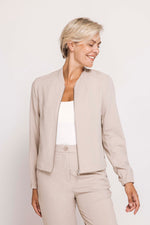 Lade das Bild in den Galerie-Viewer, Zhrill | DALS - Jacke kurz  | Beige
