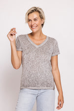 Lade das Bild in den Galerie-Viewer, Zhrill | SVANA T-Shirt | Grey
