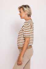 Lade das Bild in den Galerie-Viewer, Zhrill | INGE T-Shirt | Sand
