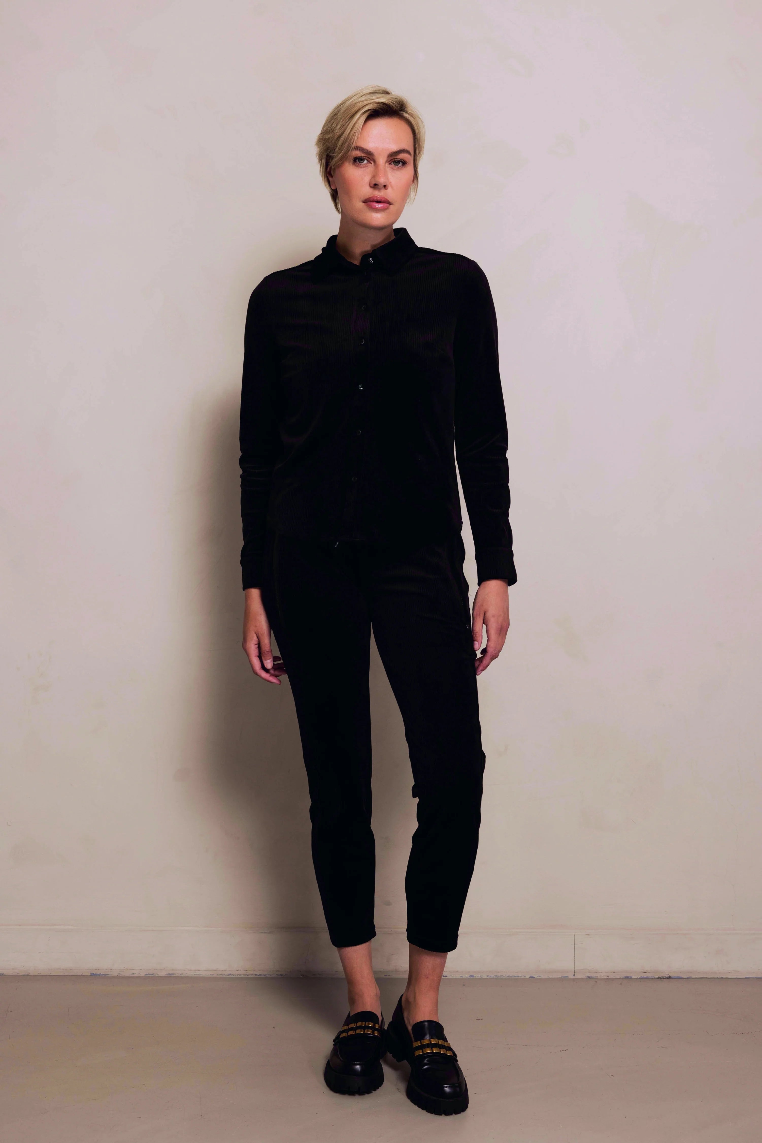 Zhrill | CHIARA - Casual Soft Cord Hose | Black