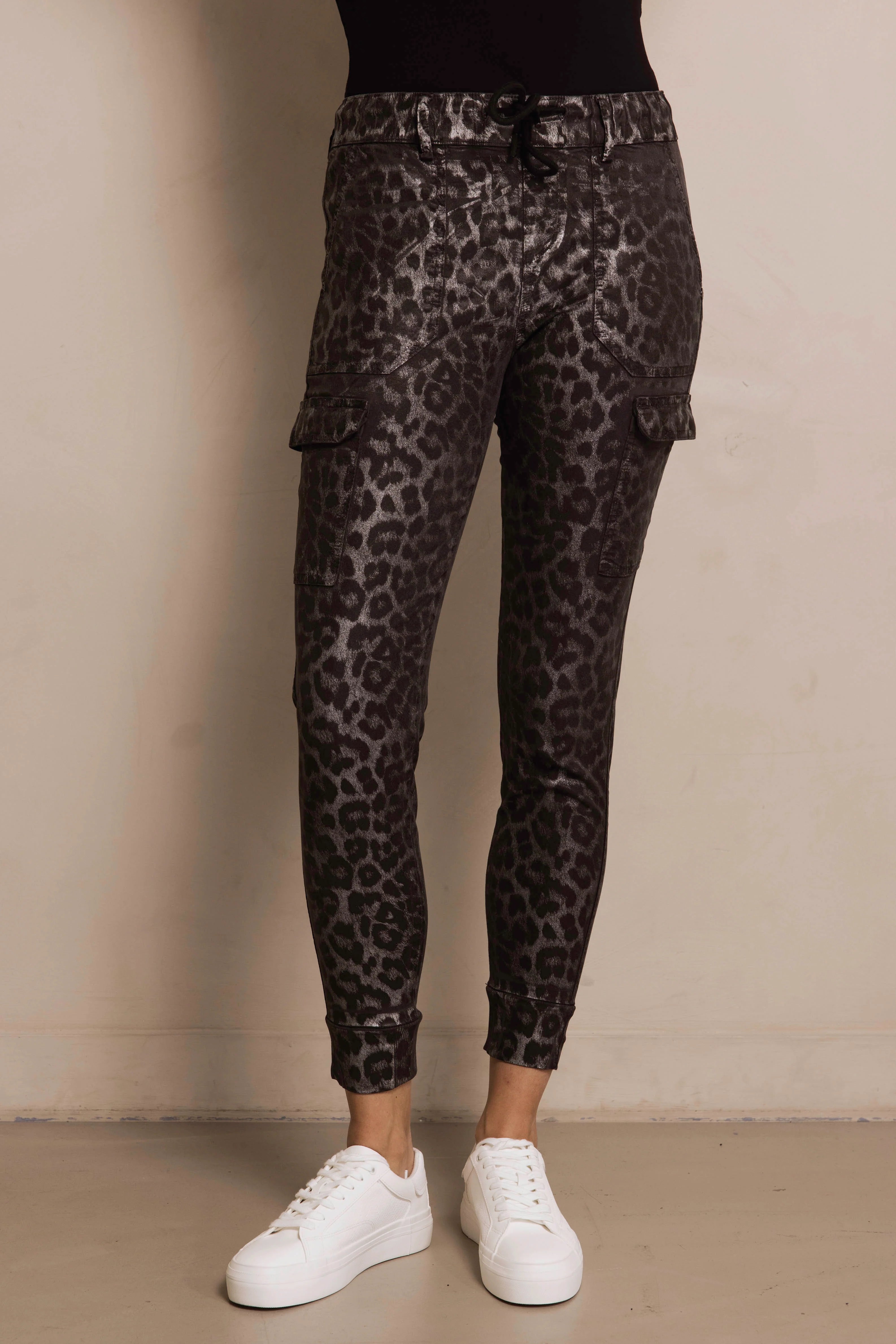 Zhrill | DAISEY - Casual Hose | Black Leo