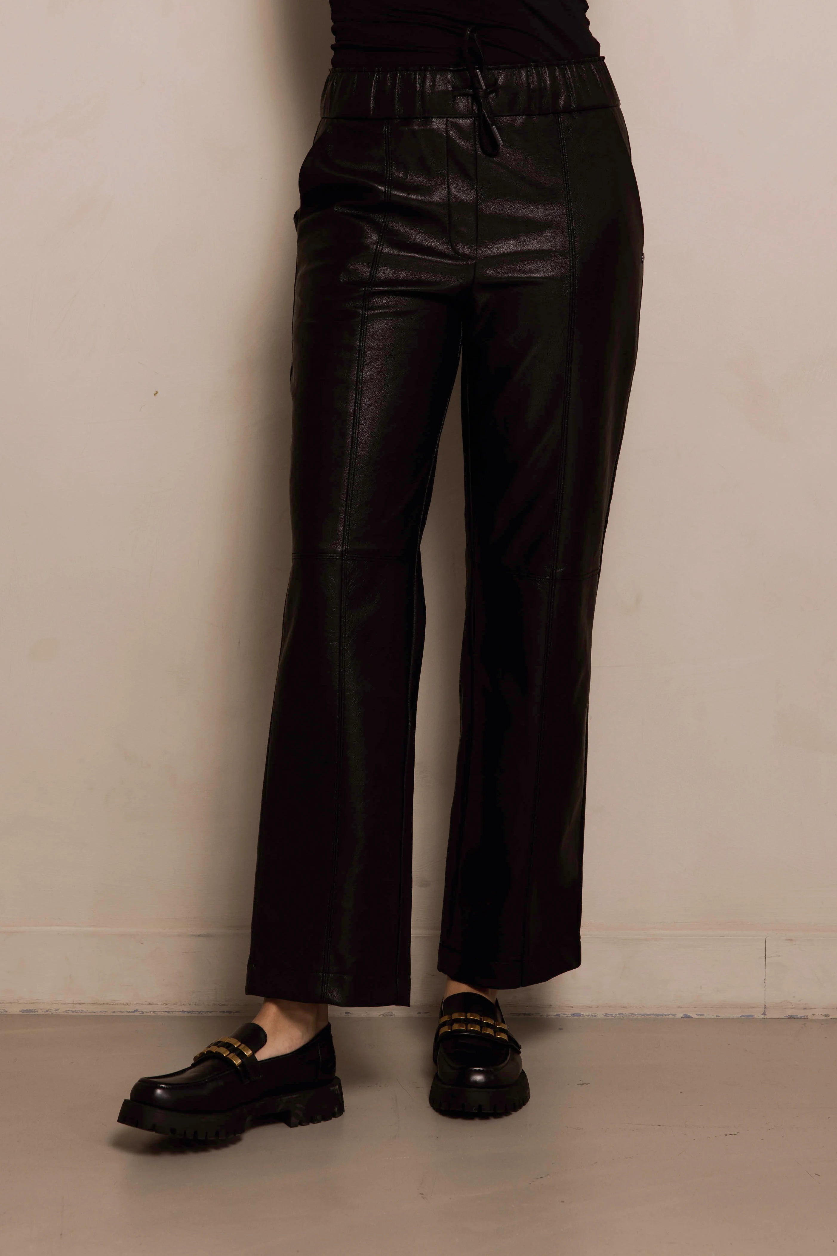 Zhrill | WAYA - Wide Leg | Black