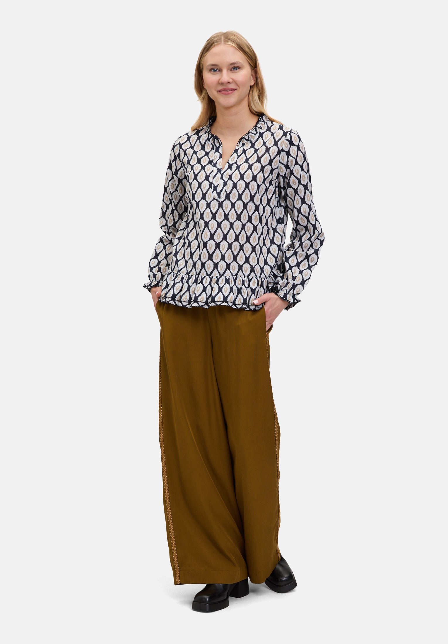 Cartoon | Casual-Bluse mit Raffung | 8817 Blue/Nature
