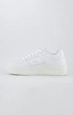 Lade das Bild in den Galerie-Viewer, Champion | Foul Play Element Plateau-Sneaker | WW007 Triple Wht
