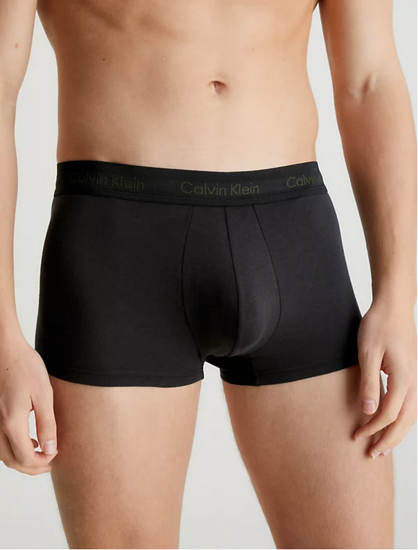 Calvin Klein Underwear |  Trunk LOW RISE 3ER-PACK | CQ7 black/berry/dark grey