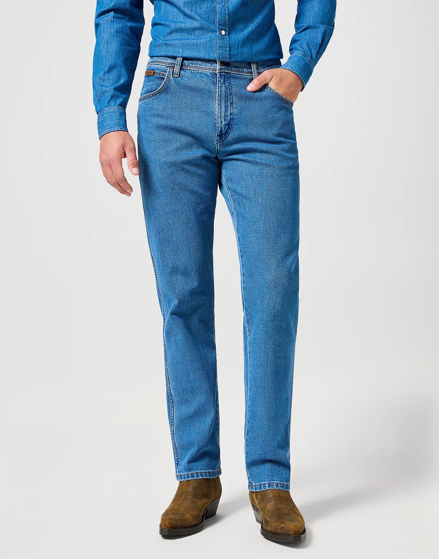 Wrangler | TEXAS STRETCH -Straight Fit | DESERT