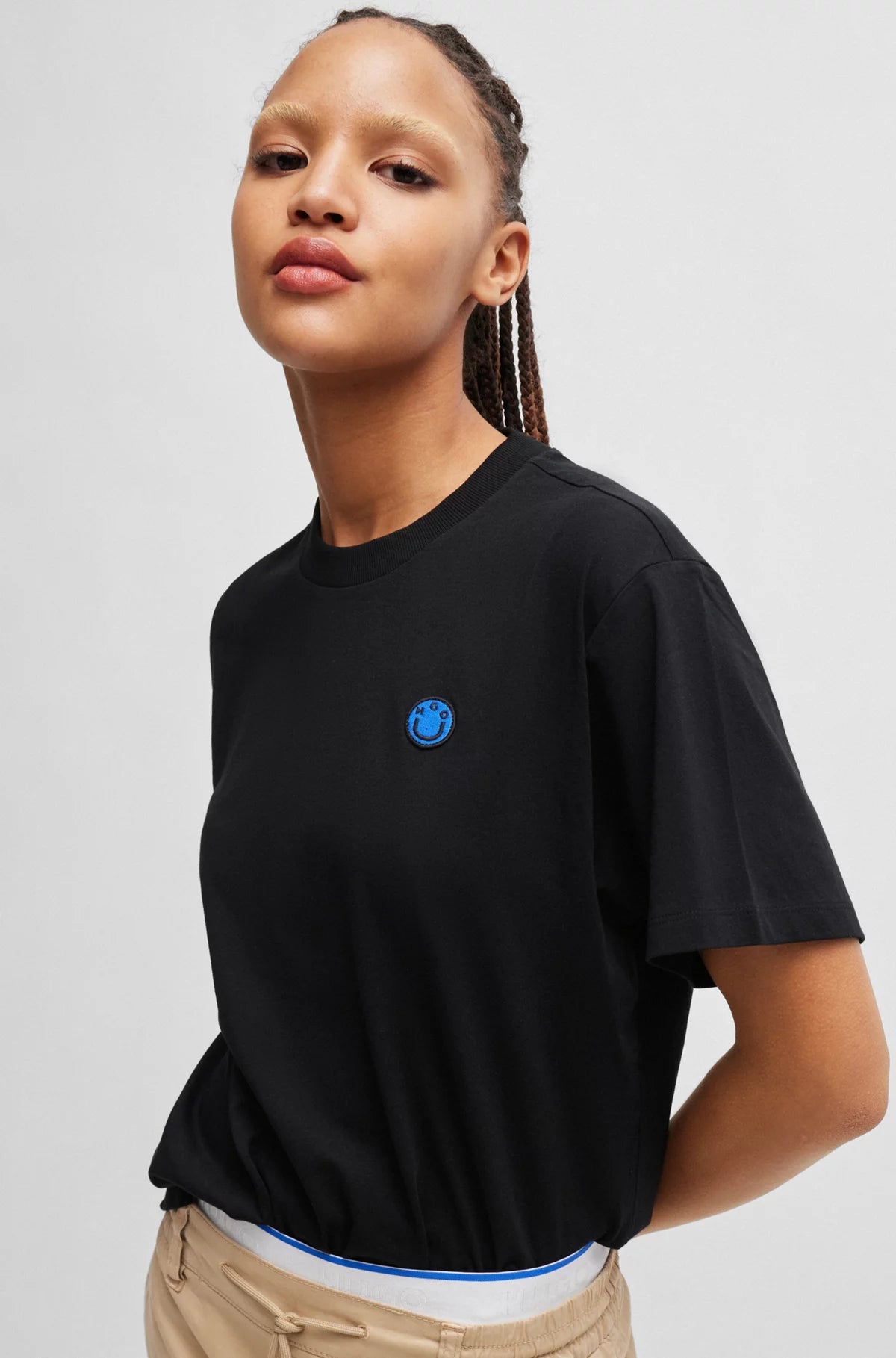 Hugo Blue | Baumwoll-Jersey T-Shirt mit Logo Abzeichen | 001 Black