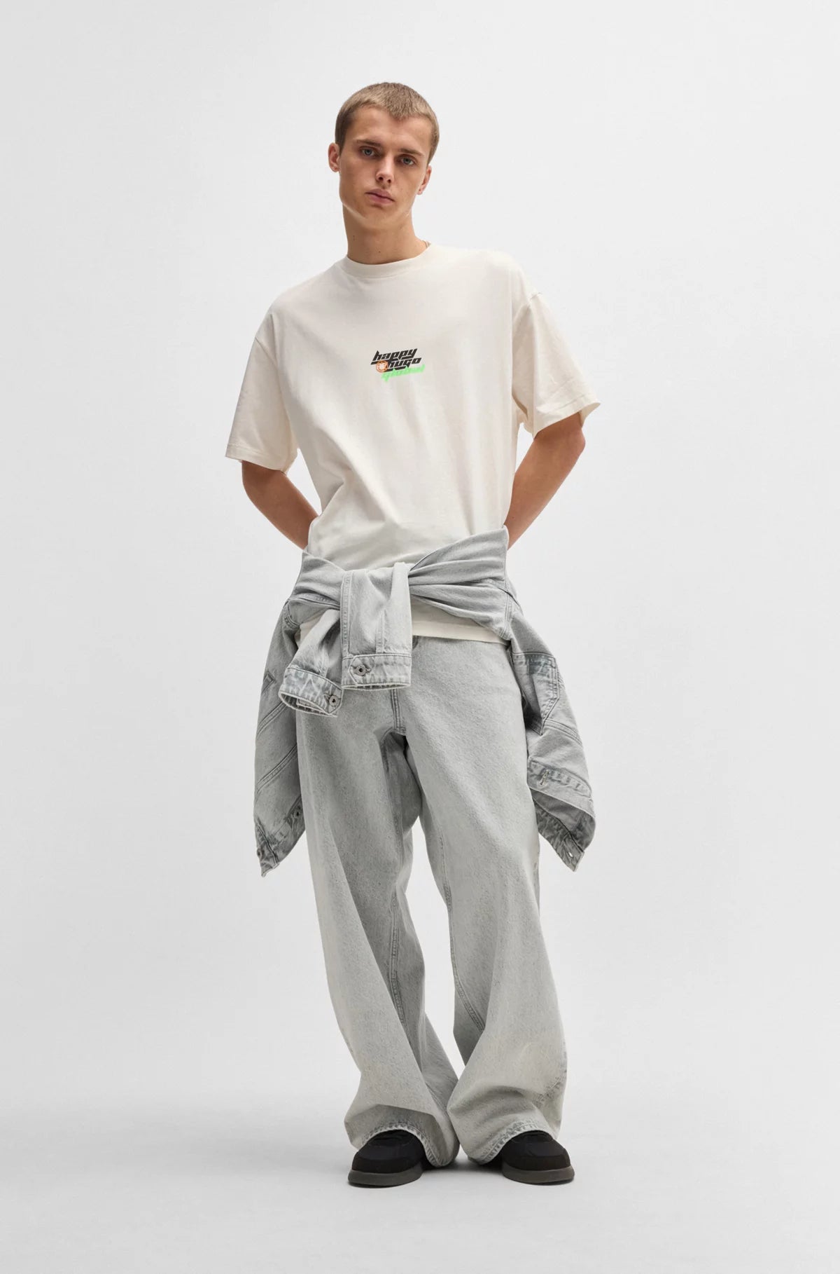 Hugo Blue | Oversized T-Shirt mit Happy HUGO Logo | 121 Open white