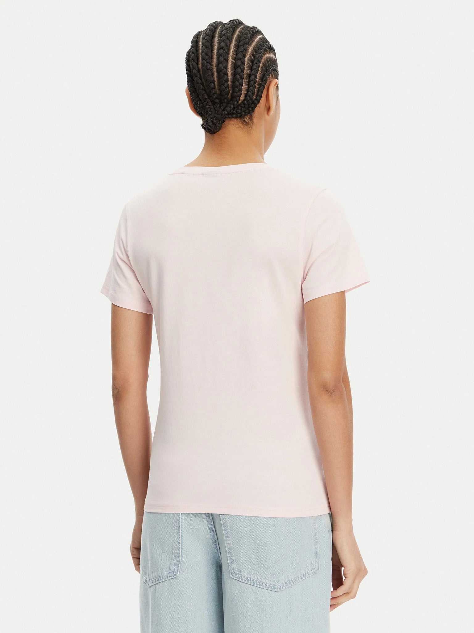 Hugo Blue | Slim-Fit Classic V-T-Shirt mit blauem Logo-Aufnäher | 684 pink