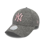 Lade das Bild in den Galerie-Viewer, New Era | NY Yankees Womens Tech Grau 9FORTY Cap | black
