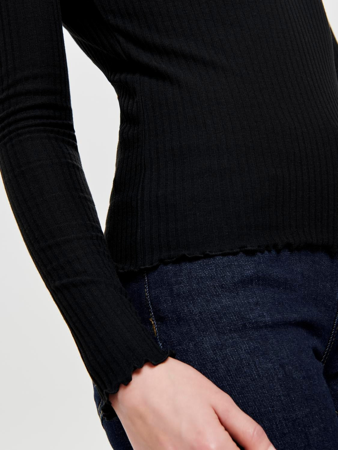 ONLY | Emma Rollkragenpullover | Black