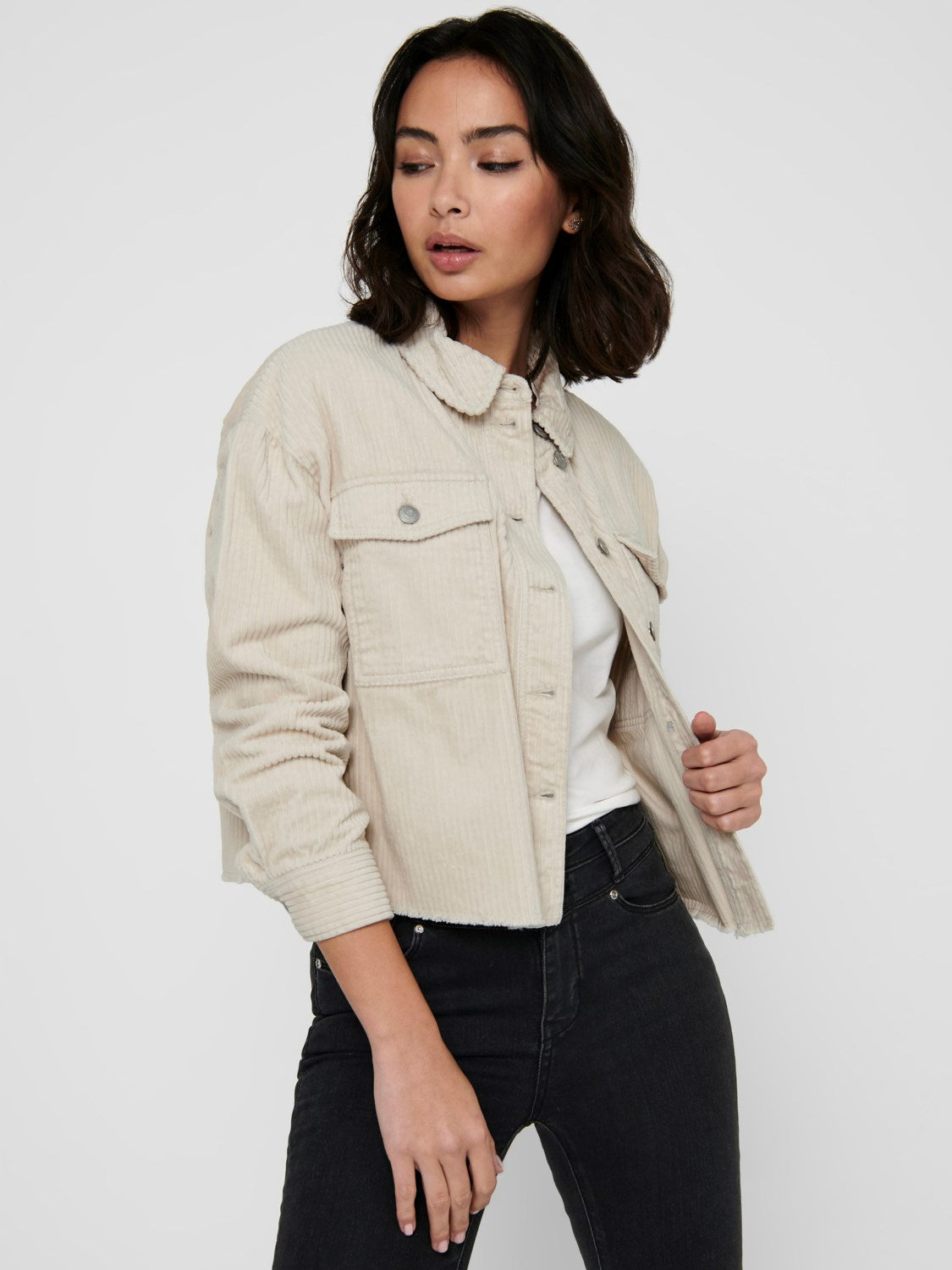 ONLY | Marina-Eny kurze Cord Jacke | Pumice Stone