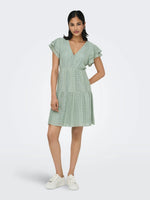 Lade das Bild in den Galerie-Viewer, ONLY | HELENA Kurzes Kleid | Jadeite

