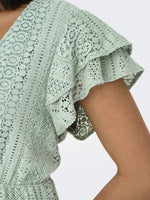Lade das Bild in den Galerie-Viewer, ONLY | HELENA Kurzes Kleid | Jadeite
