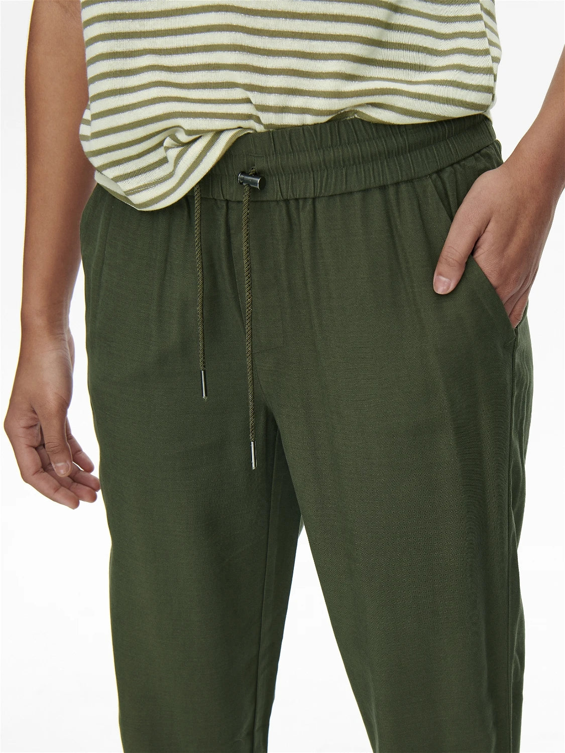Only | KELDA-EMERY Normal geschnitten Hose mit weitem Beinschnitt | Grape leaf