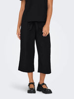 Lade das Bild in den Galerie-Viewer, Only | NOVA Crop Palazzo Hose | Black
