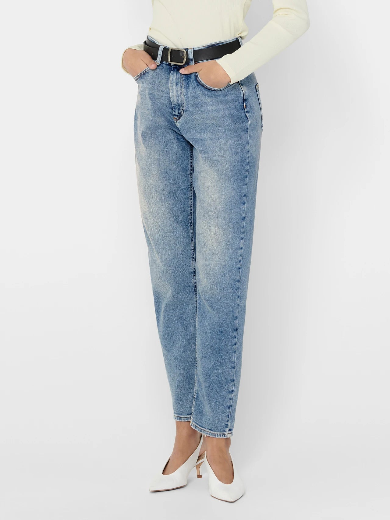 ONLY | VENEDA MOM JEANS | LIGHTBLUE