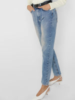 Lade das Bild in den Galerie-Viewer, ONLY | VENEDA MOM JEANS | LIGHTBLUE
