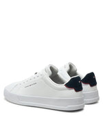Lade das Bild in den Galerie-Viewer, Tommy Jeans | Th Court Leather Sneaker | QLD weiss
