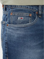 Lade das Bild in den Galerie-Viewer, Tommy Jeans | Ryan Regular Straight Jeans | 1BK Denim Dark
